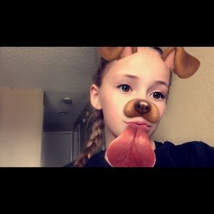 Meet your Posher, Lexi